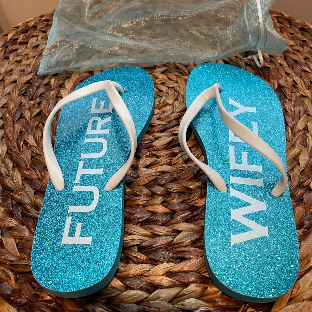 Bridal flip flops - size 10/11
